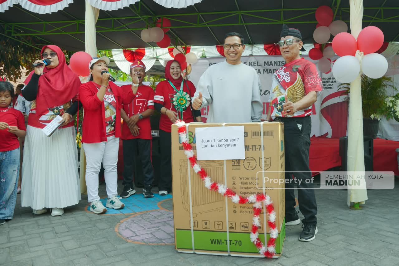 Wujudkan Zero Waste 2027, Plt Wali Kota Resmikan Bank Sampah GEMES 17