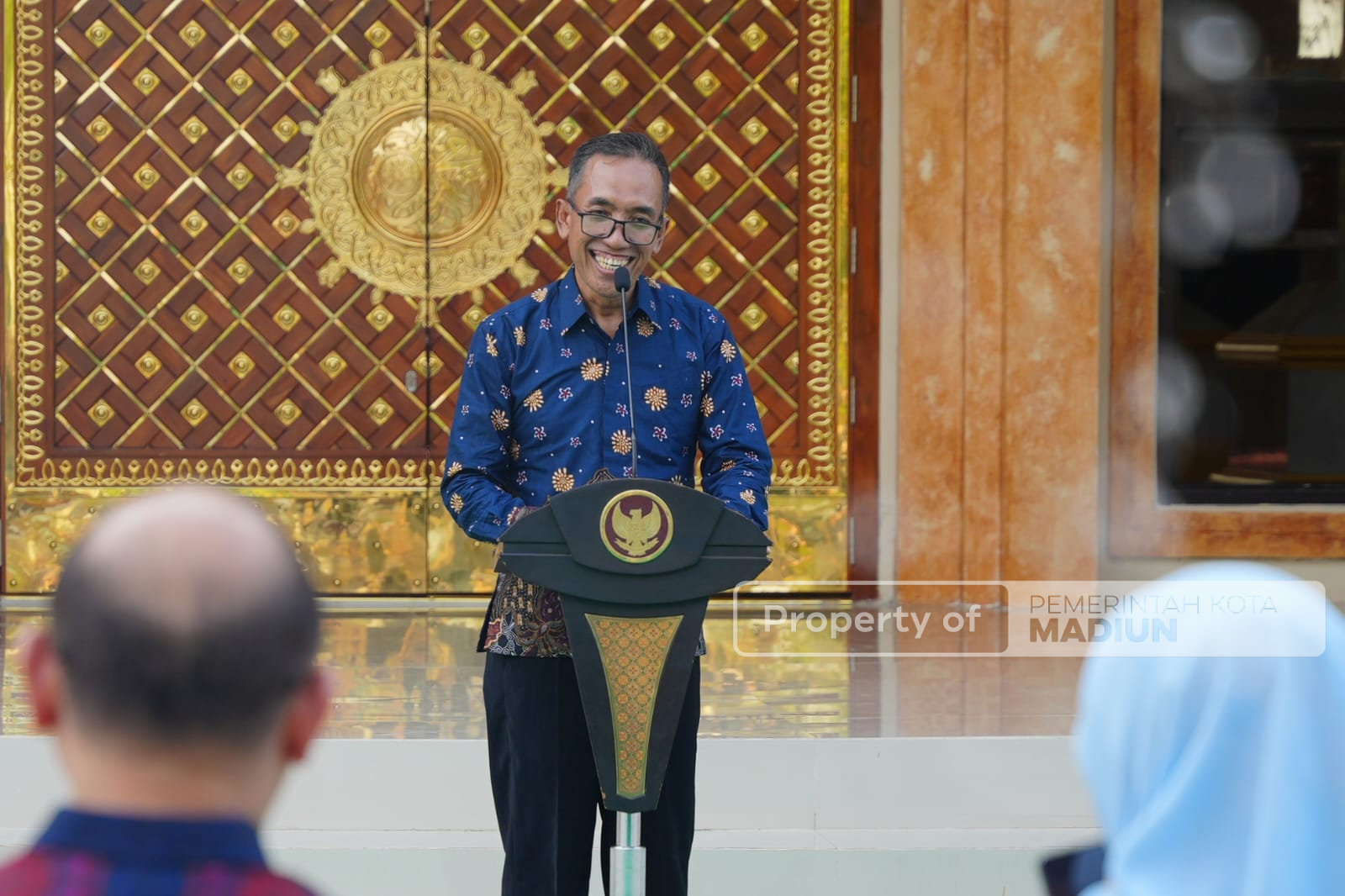 Gubernur Khofifah Resmikan Masjid Baitus Sholihin SMAN 3 Taruna Angkasa Madiun