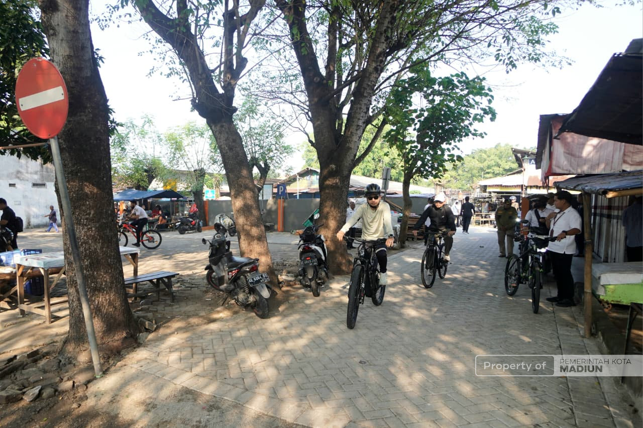 Gowes Tinjau Fasum Lagi, Plt Wali Kota: Aset Pemda Harus Termanfaatkan Maksimal