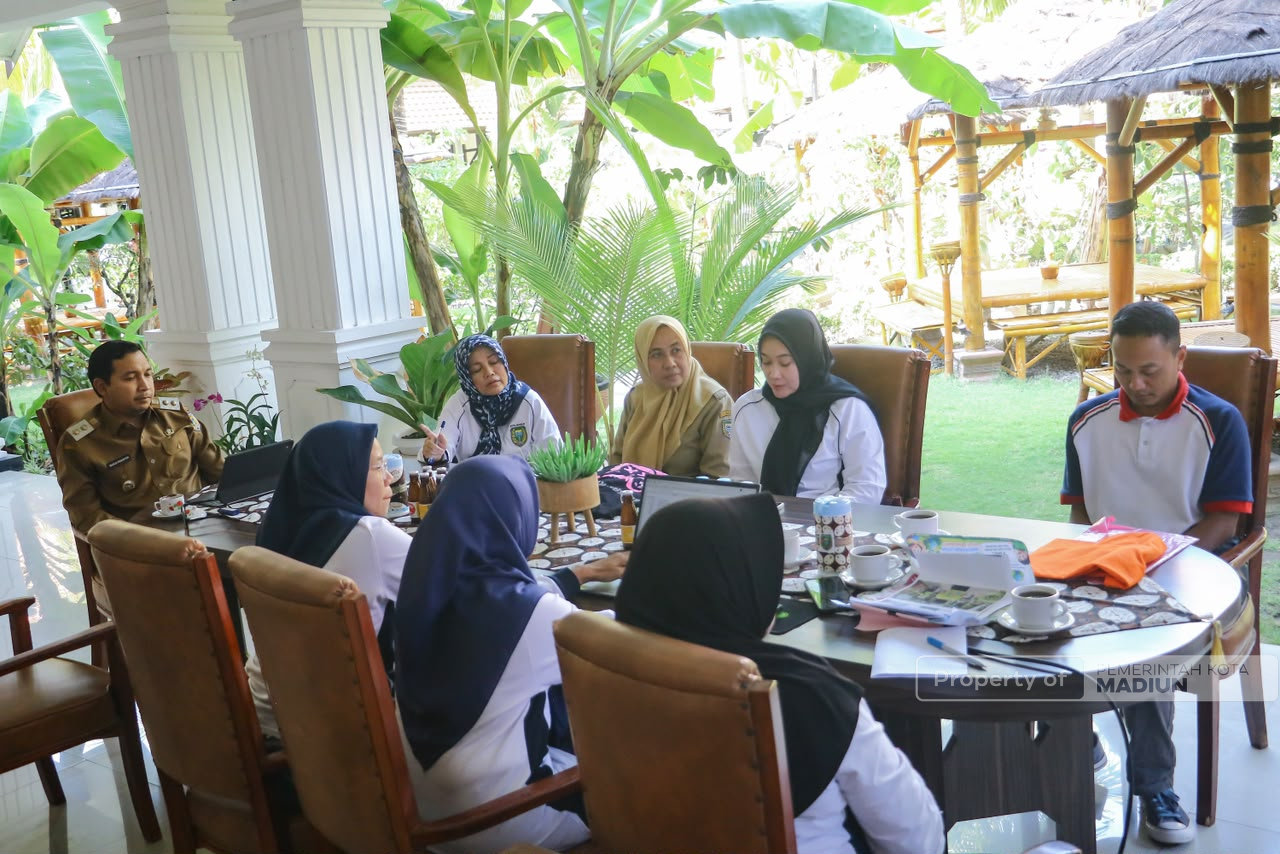 Perkuat Komitmen Pemberdayaan, Plt Wali Kota Ajak Warga Bersinergi Bangun Kota Madiun yang Kreatif dan Peduli Lingkungan