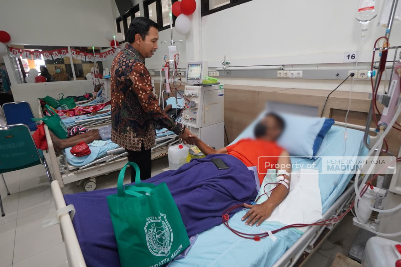 Plt Wali Kota Tinjau Layanan Hemodialisa RSUD Kota Madiun, Dorong Peningkatan Kualitas Pelayanan