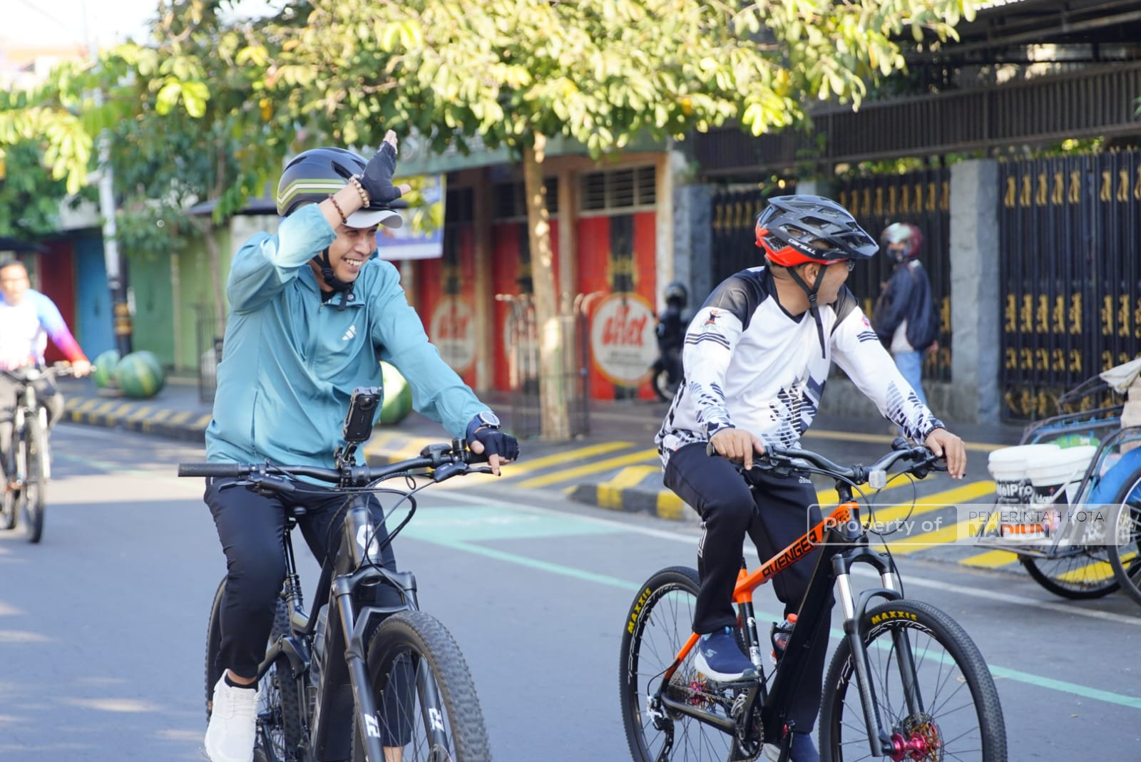 Gowes Bersama Ketua DPRD, Plt Wali Kota Cek Pelayanan Publik