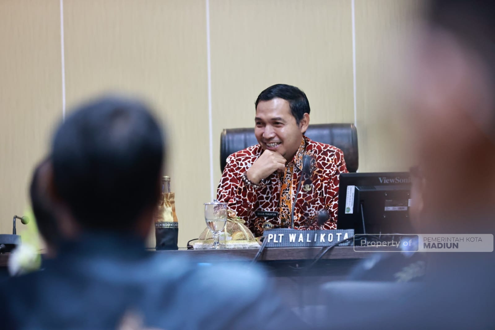 Terima Kunjungan Studi Komparasi Pemkab Probolinggo, Plt Wali Kota Bagikan Strategi Pengelolaan Retribusi untuk Optimalkan PAD