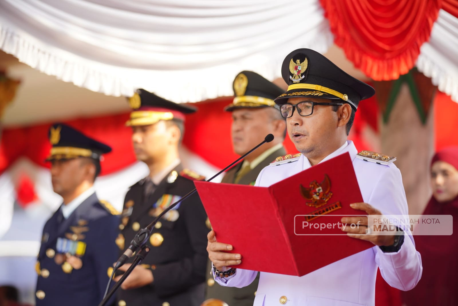 Upacara HUT Kemerdekaan Berlangsung Khidmat, Plt Wali Kota Ajak Masyarakat Berempati Untuk Korban Bencana