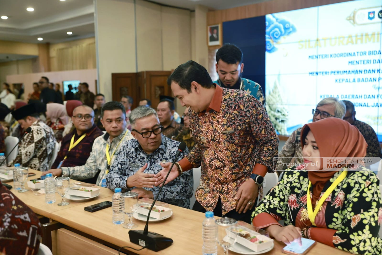 Ikuti Dialog Bersama Menko Polkam dan Mendagri, Plt Wali Kota: Kota Madiun Siap Mengikuti Semua Arahan