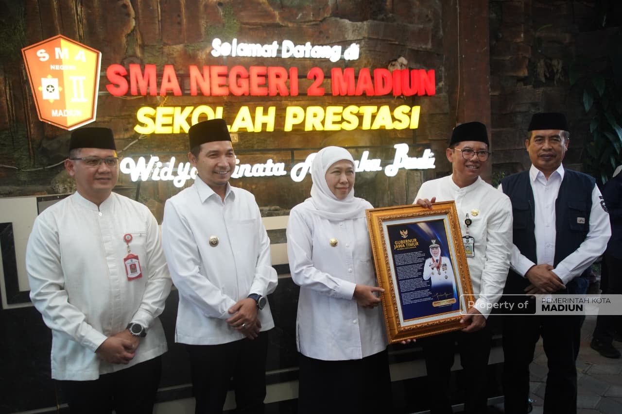 Sembilan Sekolah Tingkat Menengah Atas Kota Madiun Dapat Bantuan Program Revitalisasi, Diresmikan Gubernur Sore Tadi