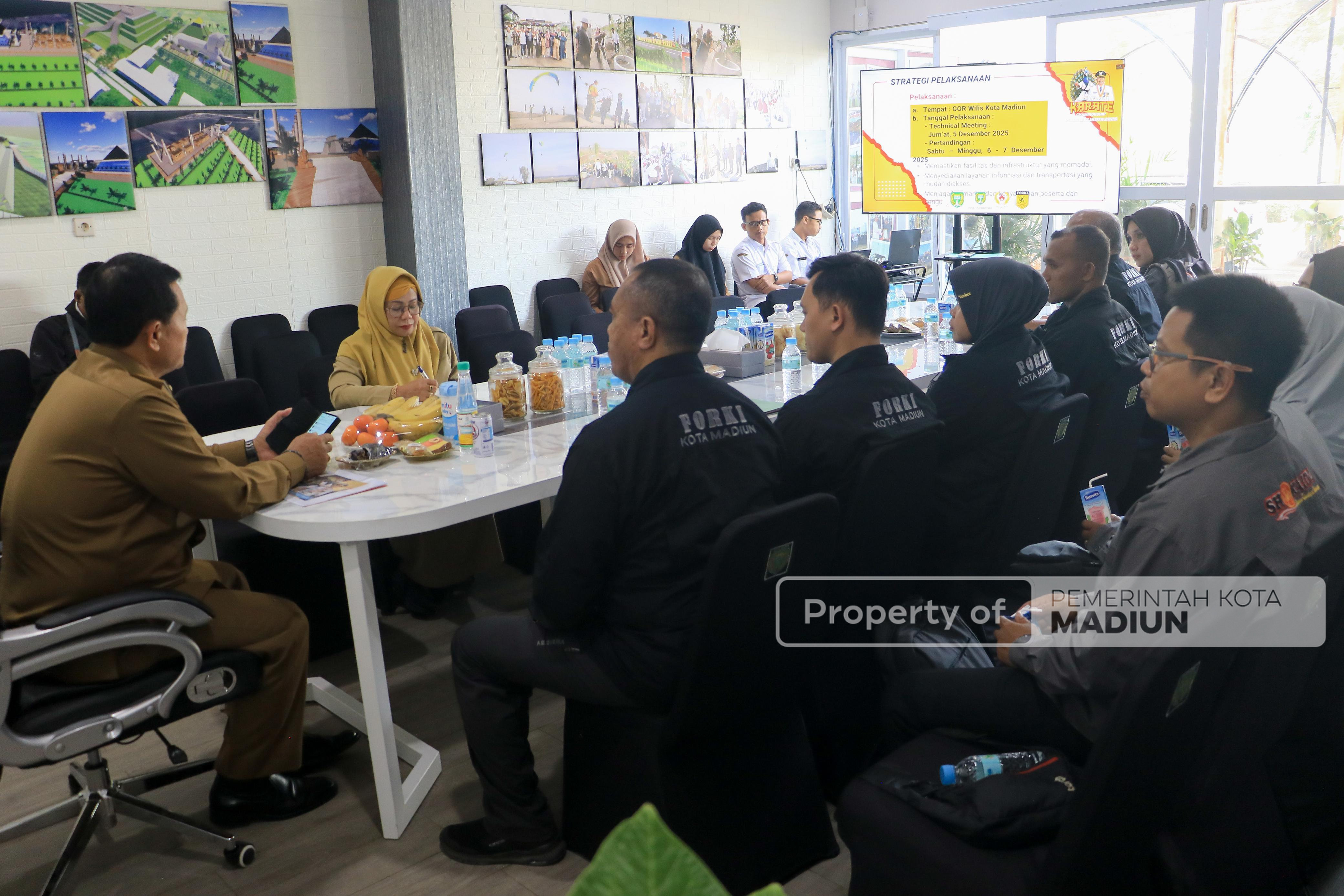 Wali Kota Madiun Terima Audiensi Forki, Bahas Kejuaraan Karate Piala Wali Kota 2025