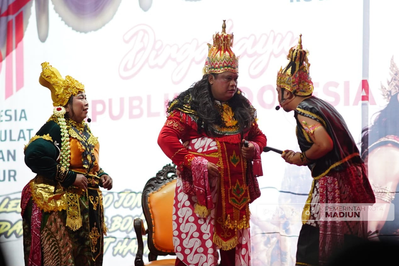 Dari Panggung Seni, Plt Wali Kota Dorong Budaya Jadi Penggerak Ekonomi Kelurahan