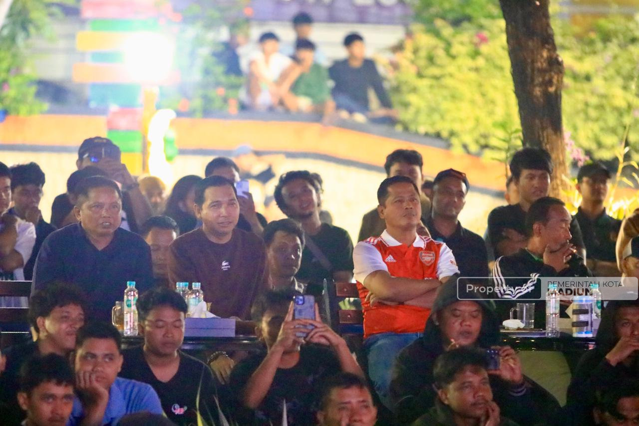 Nobar Final Liga Champions, Plt Wali Kota Turut Larut Bersama Masyarakat