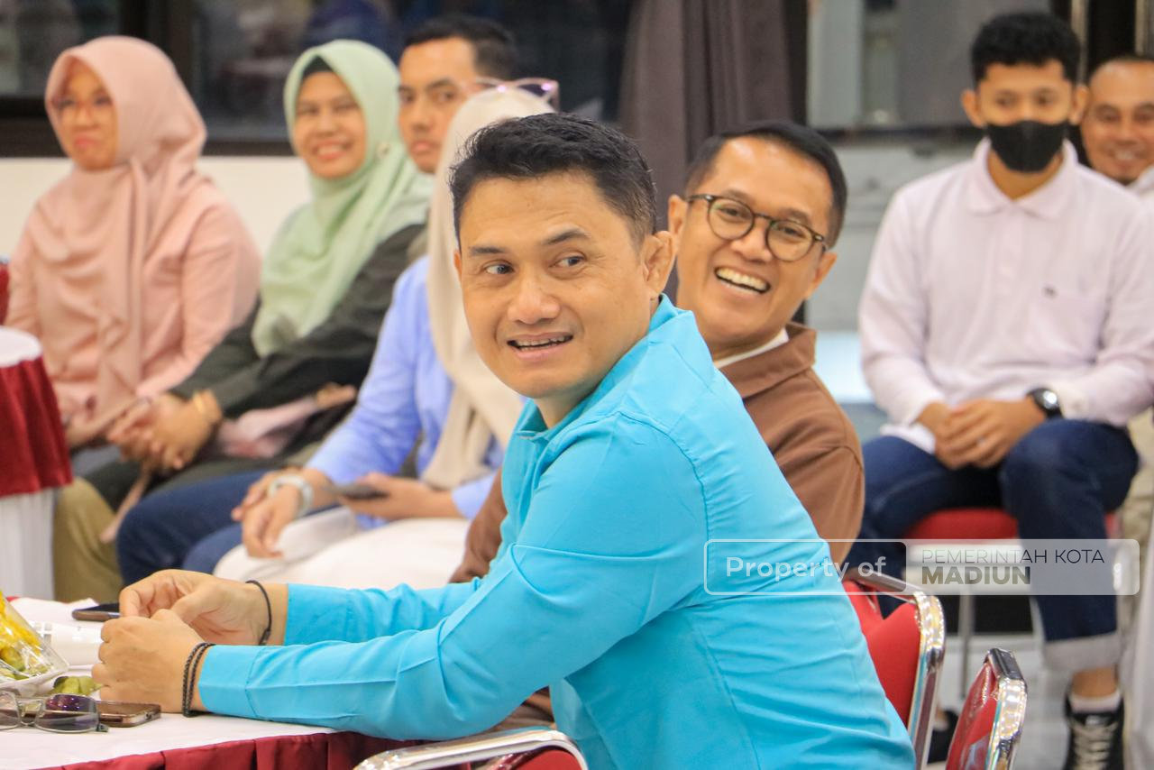 Evaluasi Capaian Kinerja Dispendukcapil, Wali Kota Madiun Tekankan Pentingnya Pelayanan Publik