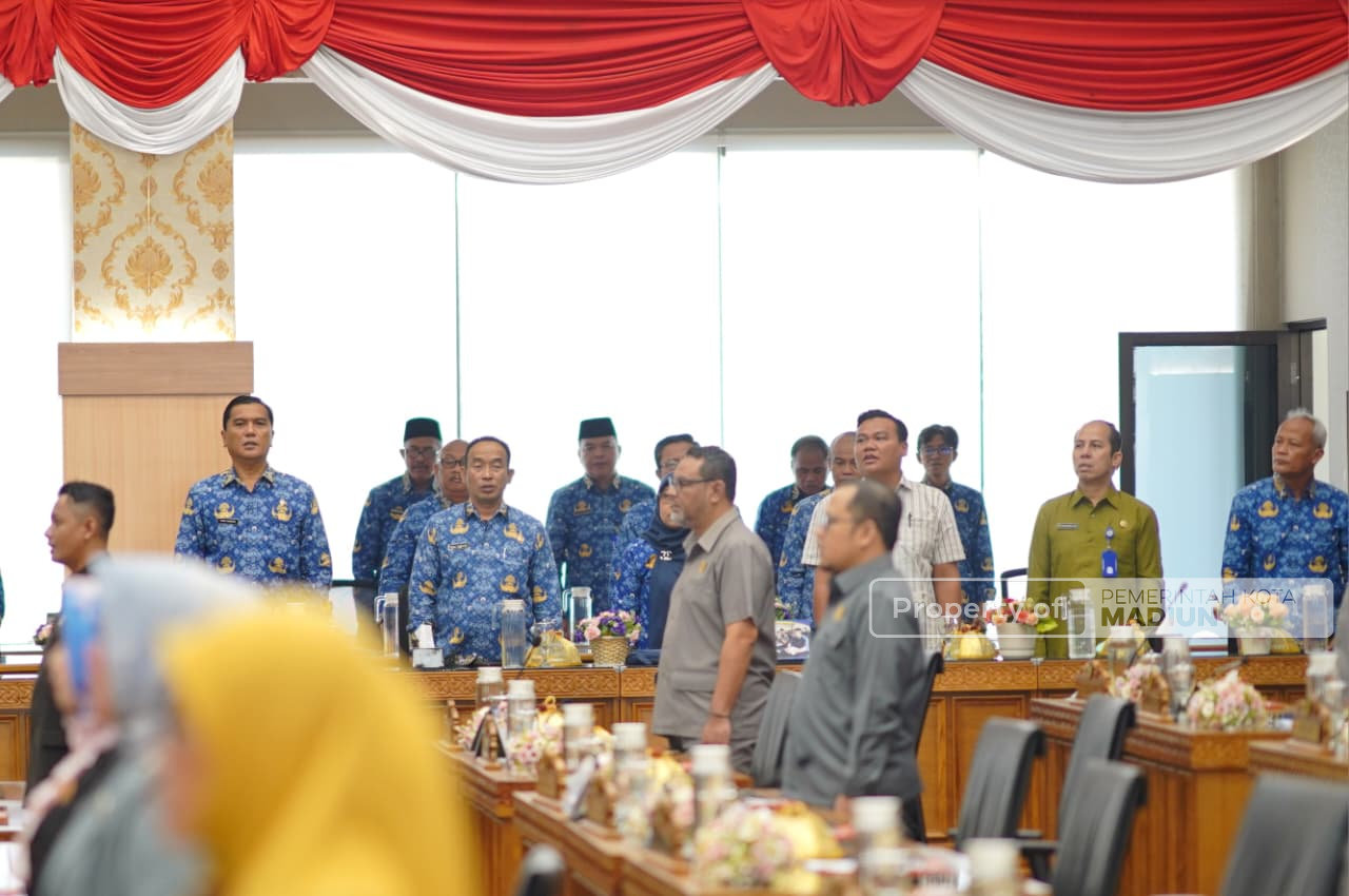 Jawab Pandangan Fraksi-Fraksi DPRD, Plt Wali Kota Tegaskan Komitmen Perkuat Tata Kelola Keuangan Daerah