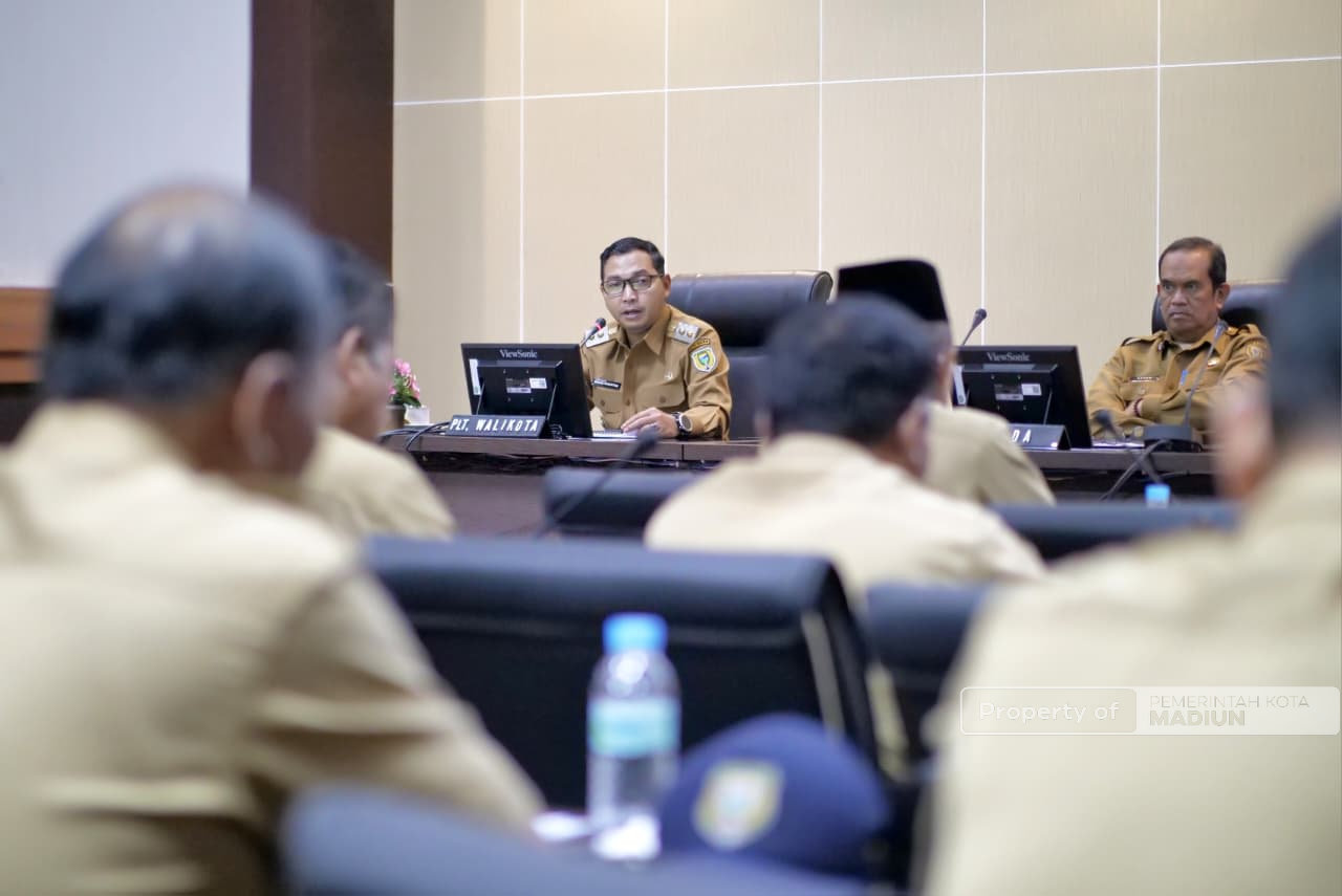 Plt Wali Kota Madiun Pacu Kinerja OPD Lewat Apel dan Rakor di Balai Kota