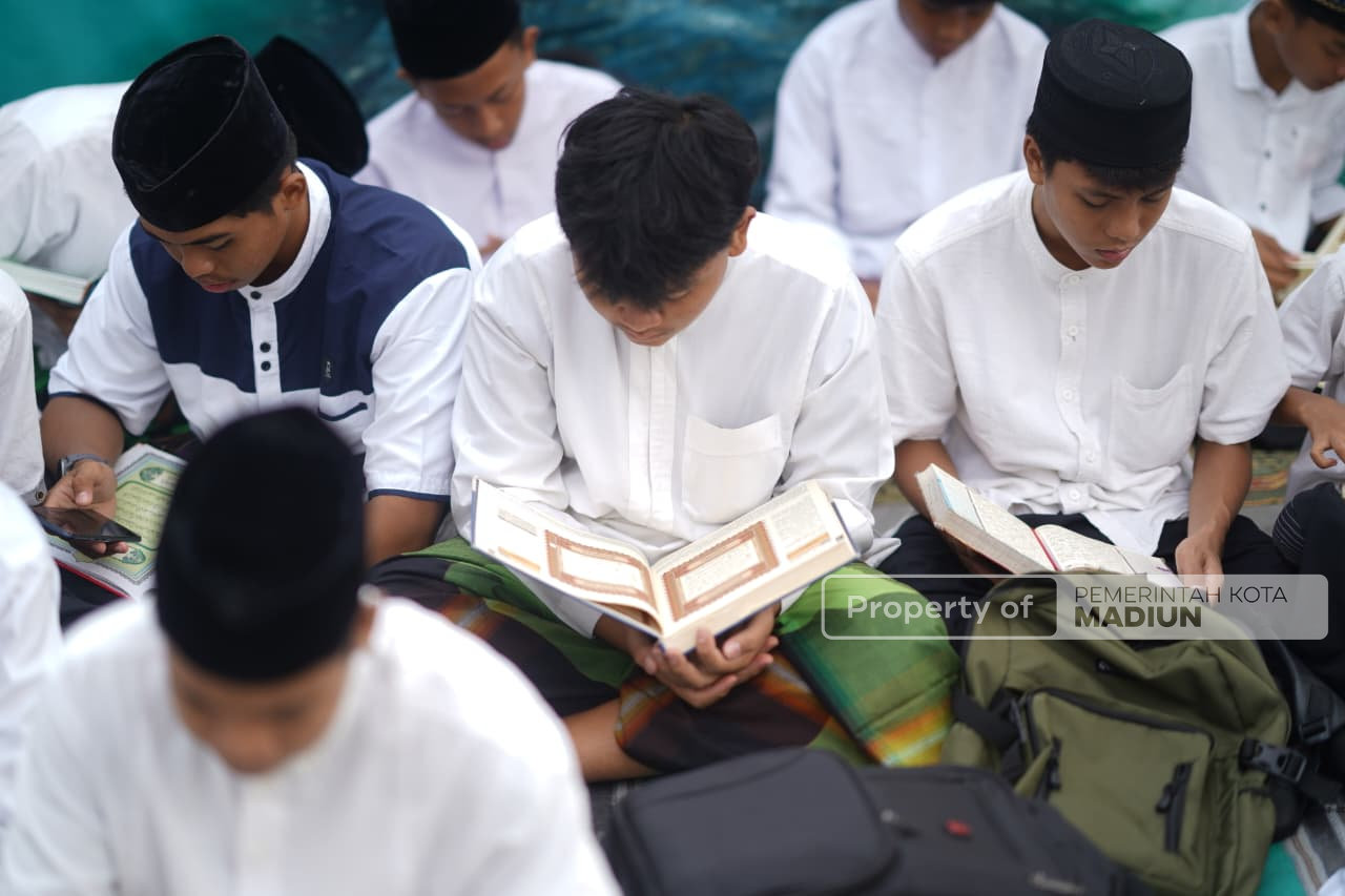Haflah Khatmil Quran, Wali Kota Harap Lahir Generasi Cerdas dan Berakhlak Qurani