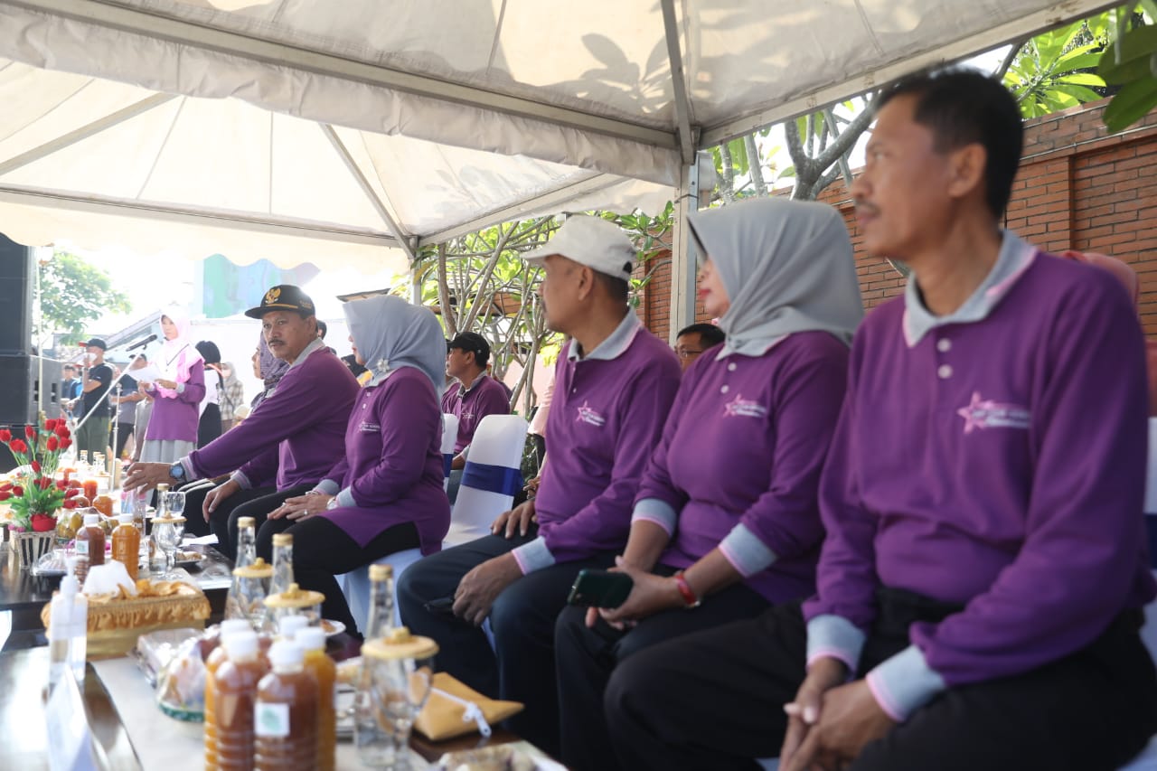 Manfaatkan PSC, SMPN 11 Gelar Pentas Seni Hingga Pameran Kreasi Siswa