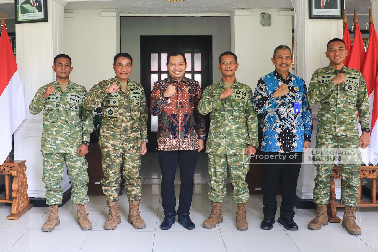 Terima Silaturahmi Kaotmil III-12 Madiun, Plt Wali Kota Perkuat Sinergi Antarinstansi