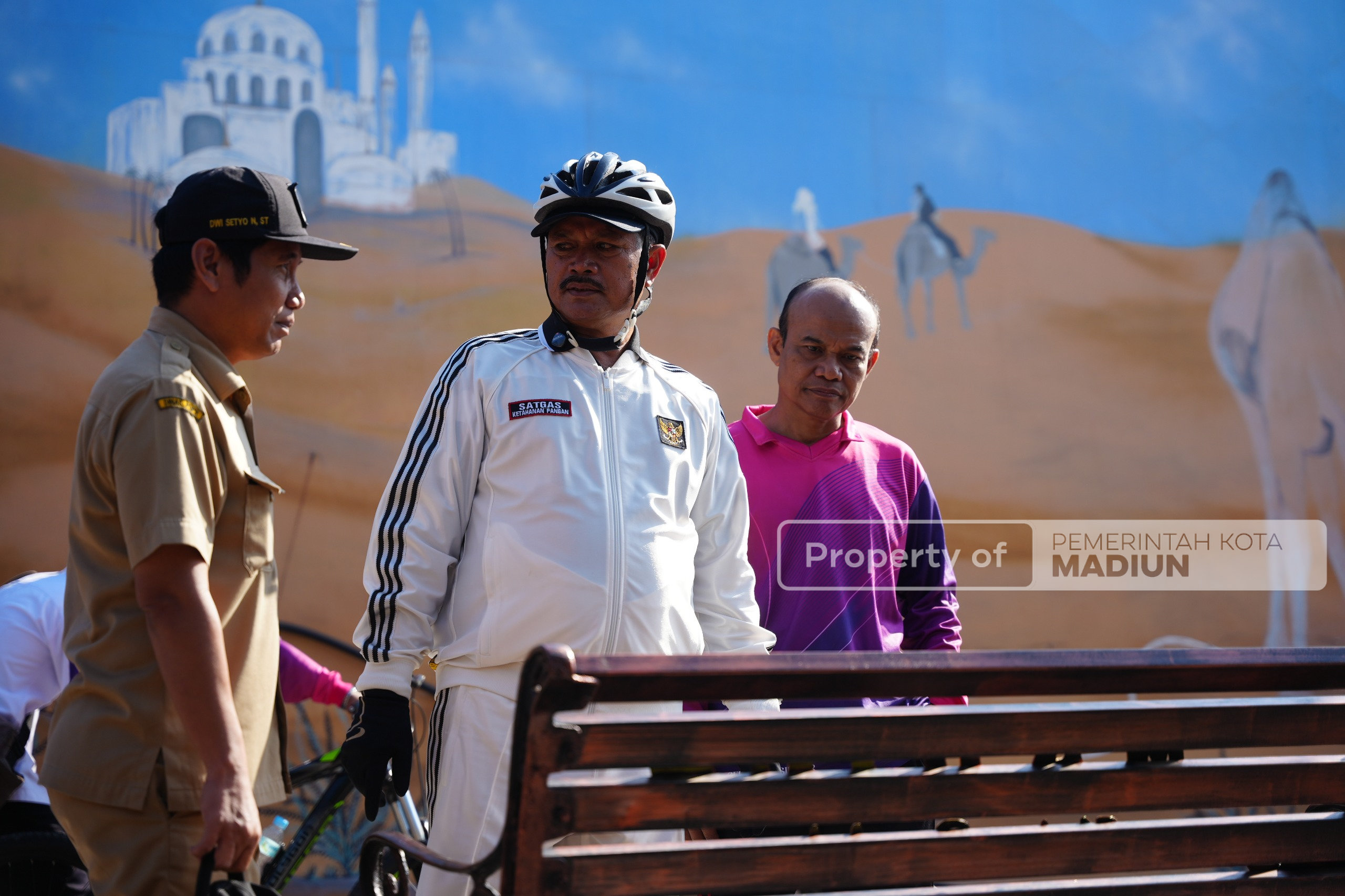 Mulai Turun Hujan, Wali Kota-Wawali Gowes Cek Saluran