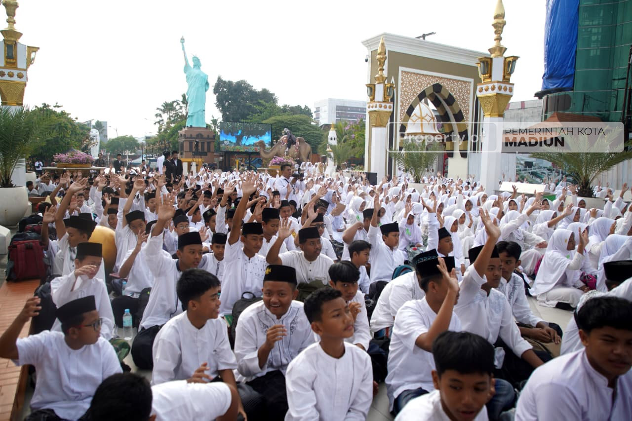 Haflah Khatmil Quran, Wali Kota Harap Lahir Generasi Cerdas dan Berakhlak Qurani