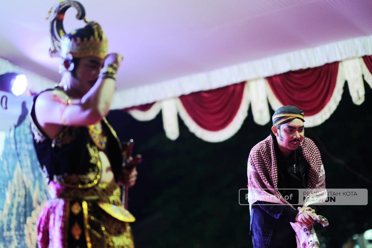 Dari Panggung Seni, Plt Wali Kota Dorong Budaya Jadi Penggerak Ekonomi Kelurahan