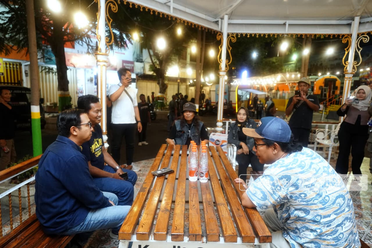 Saksikan Proclaro Rocktrain, Plt Wali Kota: Tahun Depan Bikin Event Besar Dibiayai Pemkot