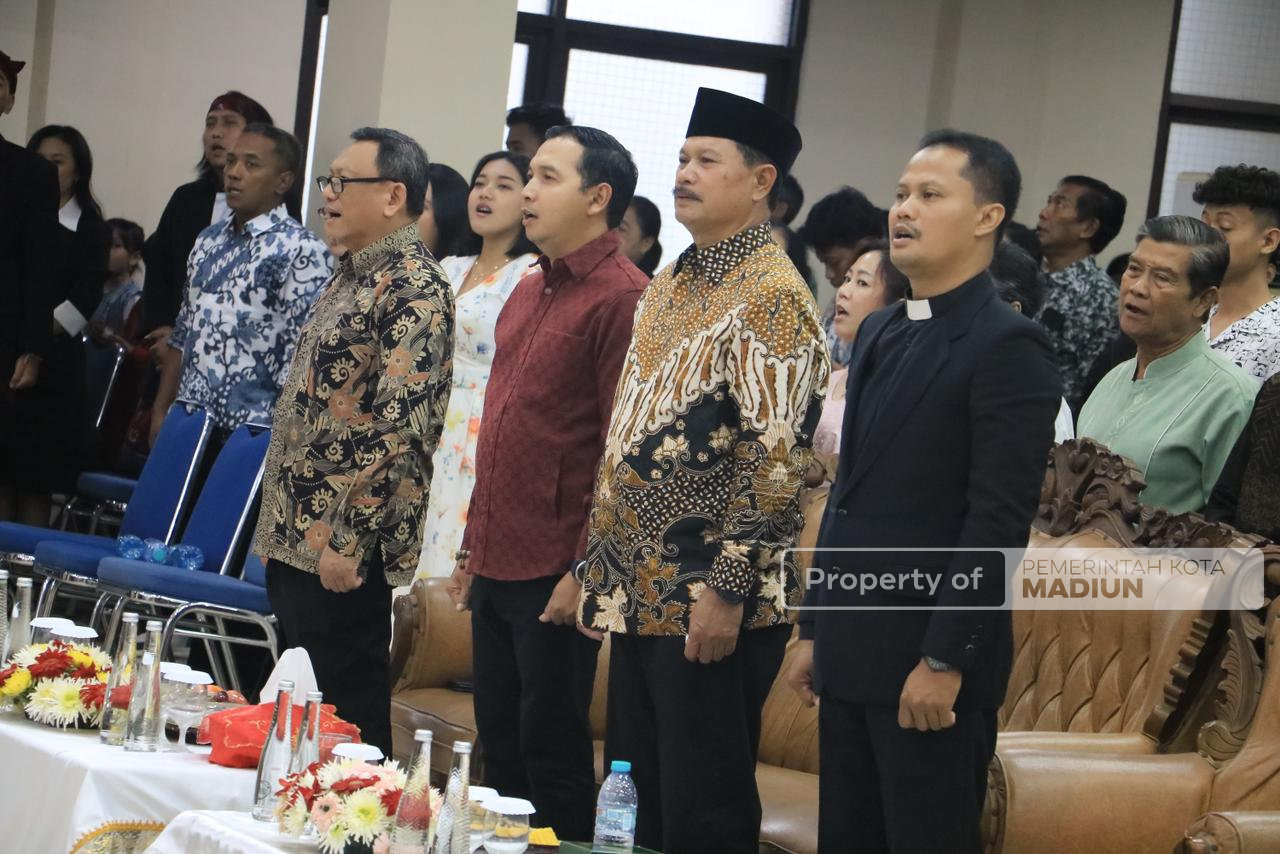 Hadiri Perayaan Natal, Wali Kota: Doa Jemaat GKJW Bawa Kota Madiun Semakin Maju Mendunia