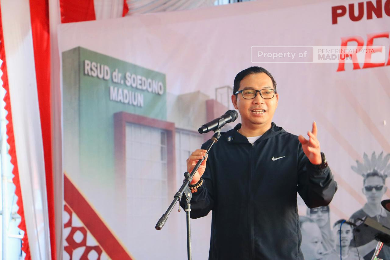 Hadiri Jalan Santai RSUD dr Soedono, Plt Wali Kota Pesan Semangat Melayani Masyarakat Terus Dijaga
