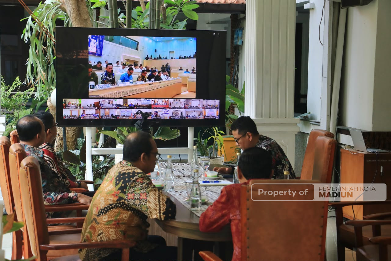 Hadiri Raker dan RDPU Komisi II DPR RI, PIt Wali Kota Pastikan Program Prioritas Tetap Berjalan
