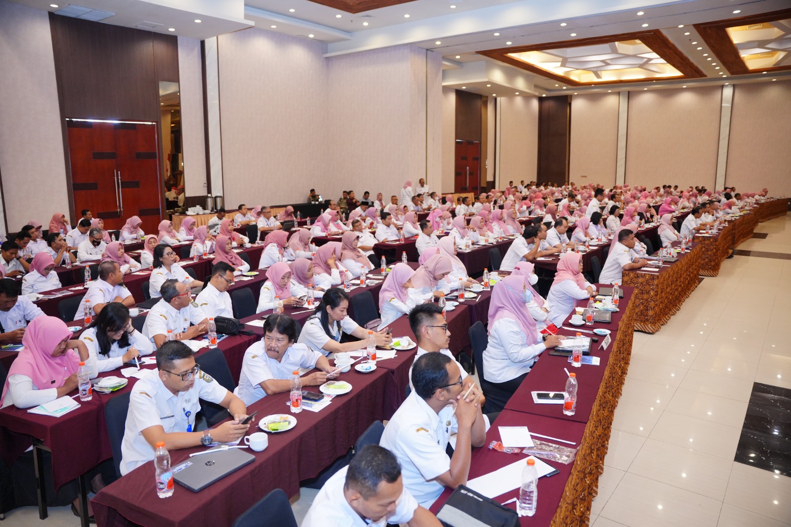 Jadi Narasumber Seminar Pendidikan, Wali Kota Ajak Guru Kenalkan Potensi Daerah Untuk Tingkatkan Keterampilan Siswa