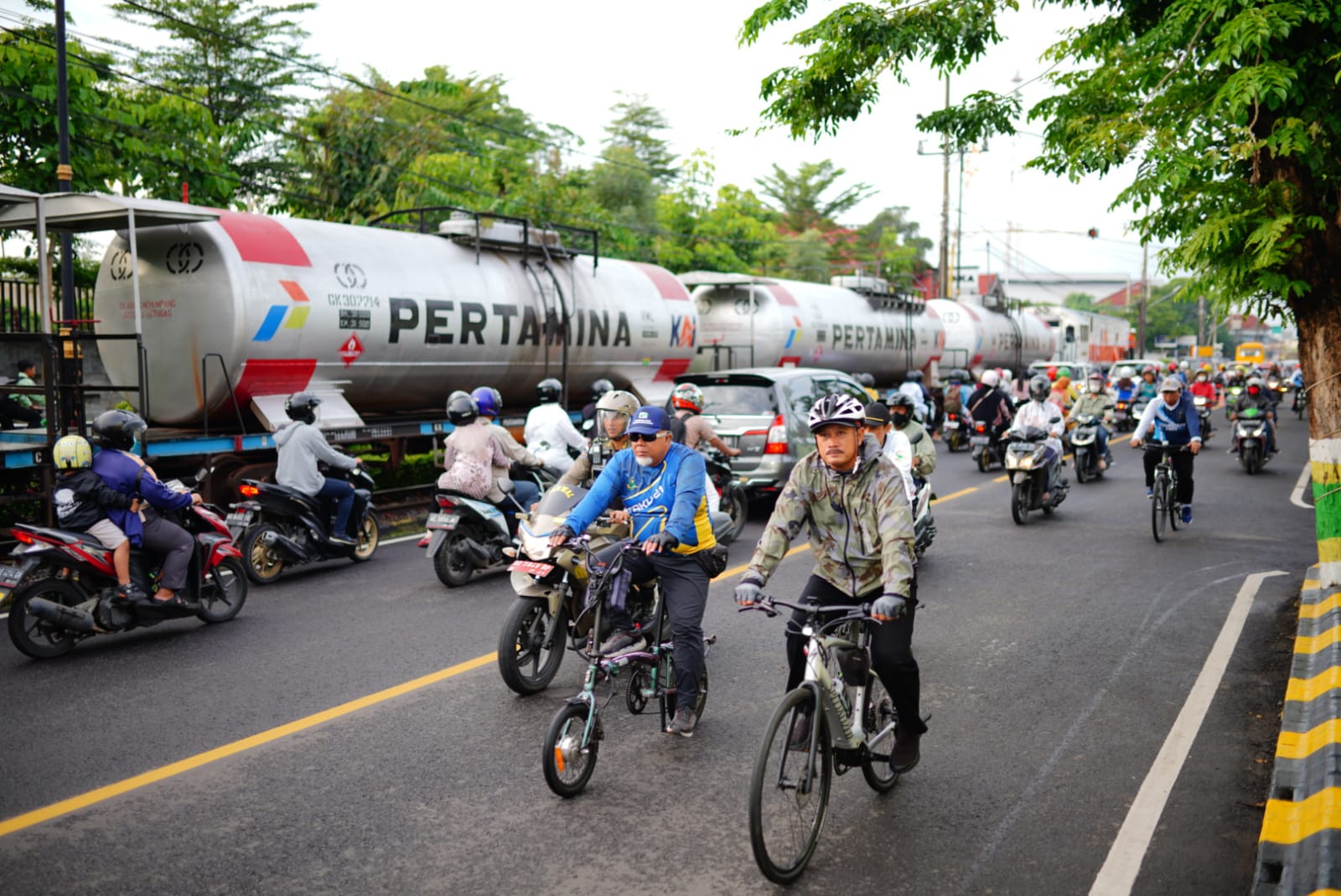 Tinjau Lokasi Usulan Musrenbang di Tiga Kelurahan, Wali Kota Juga Berdialog dengan Masyarakat Bahas Pembangunan