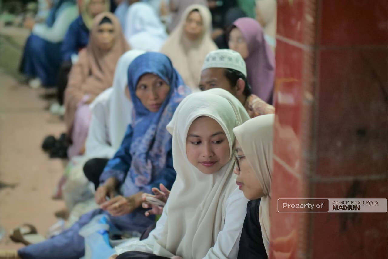 Hadiri Haul ke-47 Al-Mujaddadiyyah, Plt Wali Kota Madiun Perkuat Sinergi Serta Wujudkan Visi Madiun Kota Pintar