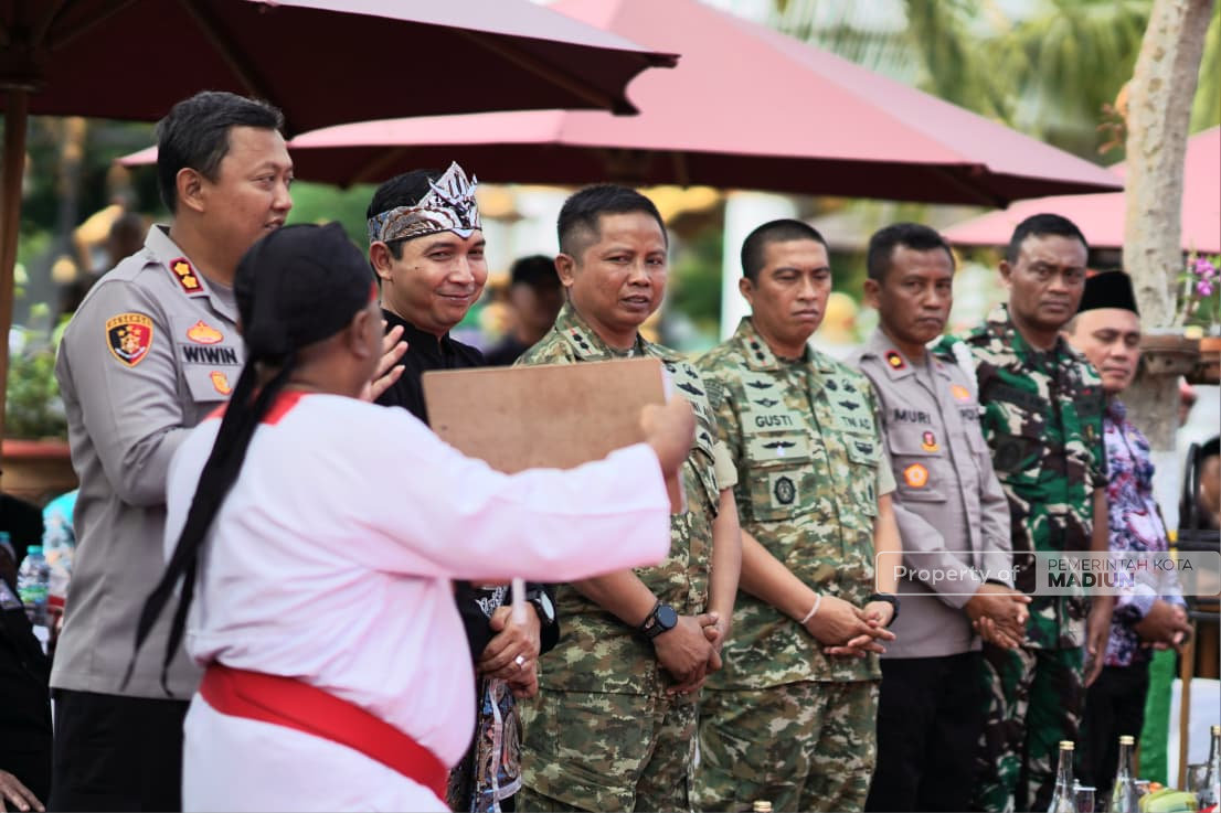 Berlangsung Sukses, Plt Wali Kota Targetkan Kirab Budaya Pencak Silat Tahun Depan Bertaraf Nasional