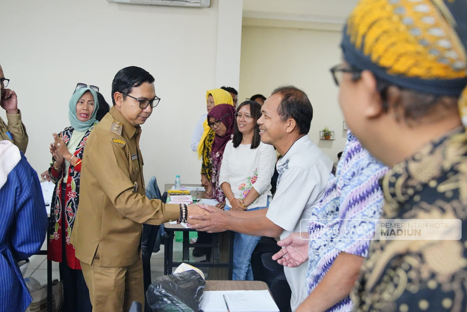 Batik Madiun Harus Punya Identitas, Plt Wali Kota Dorong Pembatik Terus Berinovasi