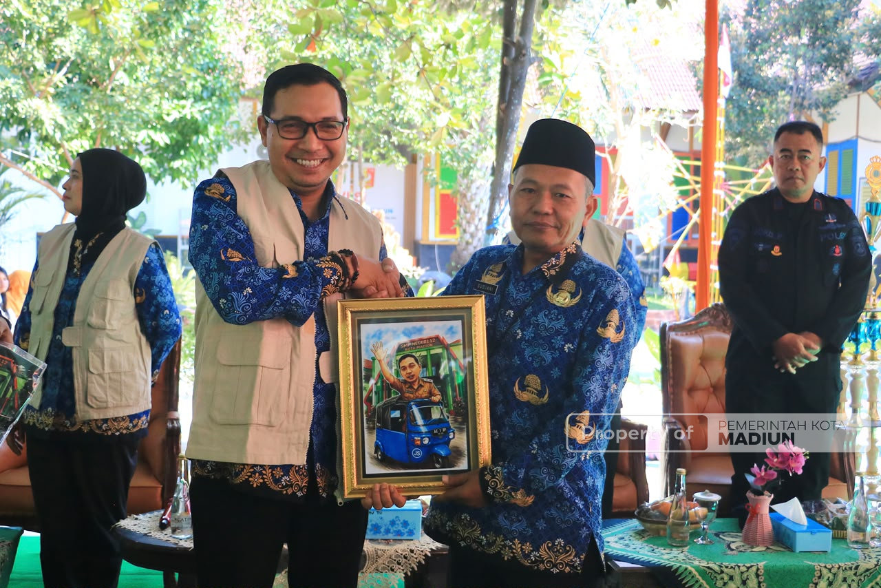 Cetak Generasi Cerdas dan Berkarakter, Plt Wali Kota Madiun Perkuat Pendidikan Karakter Sejak MPLS