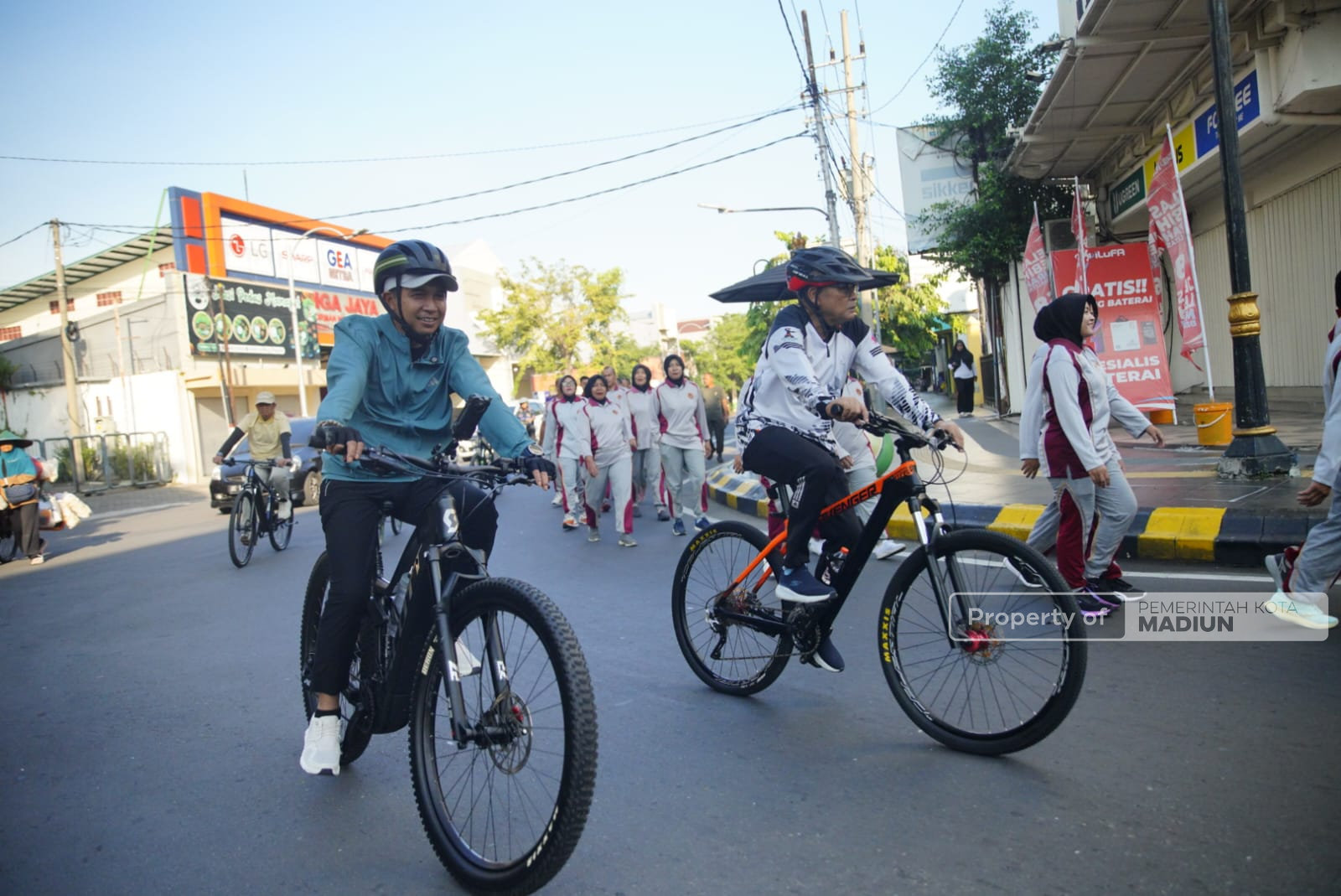 Gowes Bersama Ketua DPRD, Plt Wali Kota Cek Pelayanan Publik