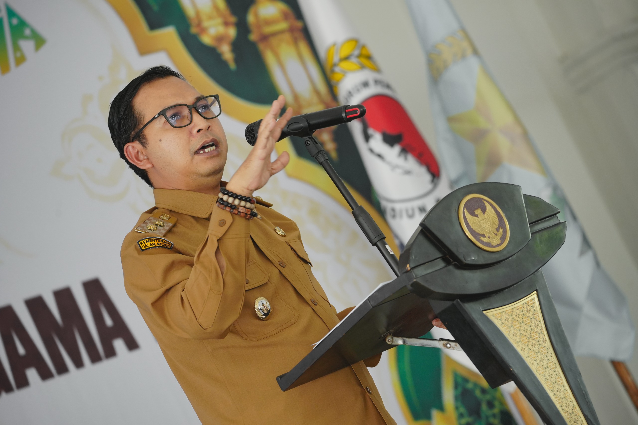 Plt Wali Kota Resmi Kukuhkan Pengurus FKUB dan FPK, Perkuat Toleransi dan Kepedulian Sosial