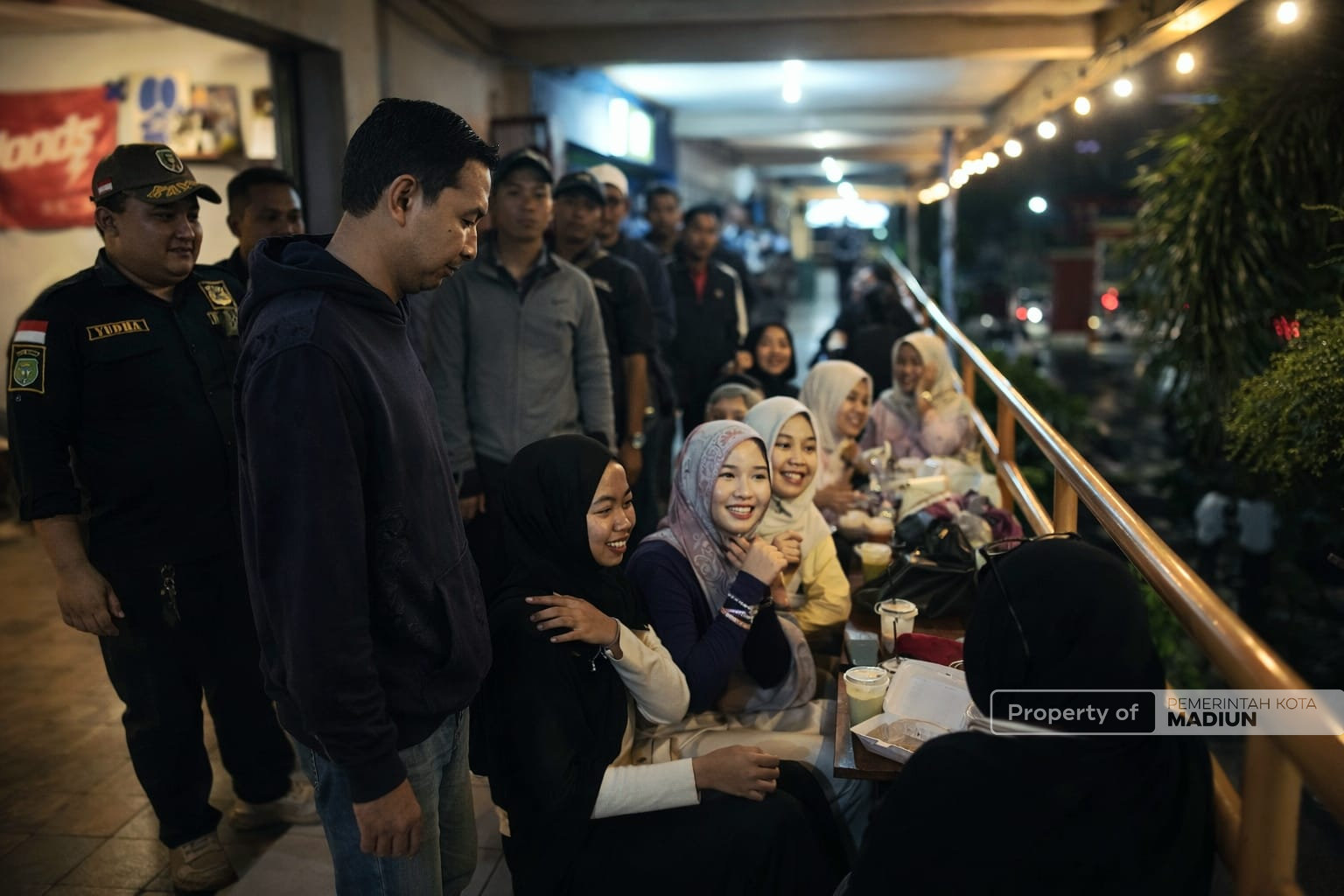 Keliling Fasum Lagi, Plt wali kota Cek Alun-alun dan Foodcourt Lantai Dua Pasar Sleko