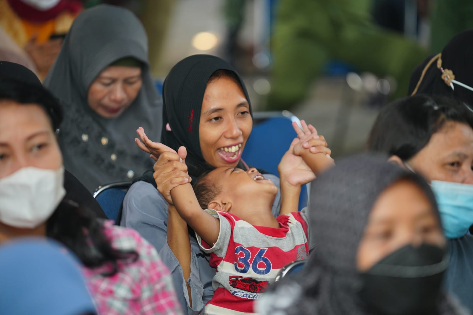 Serap Aspirasi Sekaligus Sosialisasi Pembangunan, Wali Kota-Wakil Rakyat Bertemu Masyarakat di Dua Kelurahan
