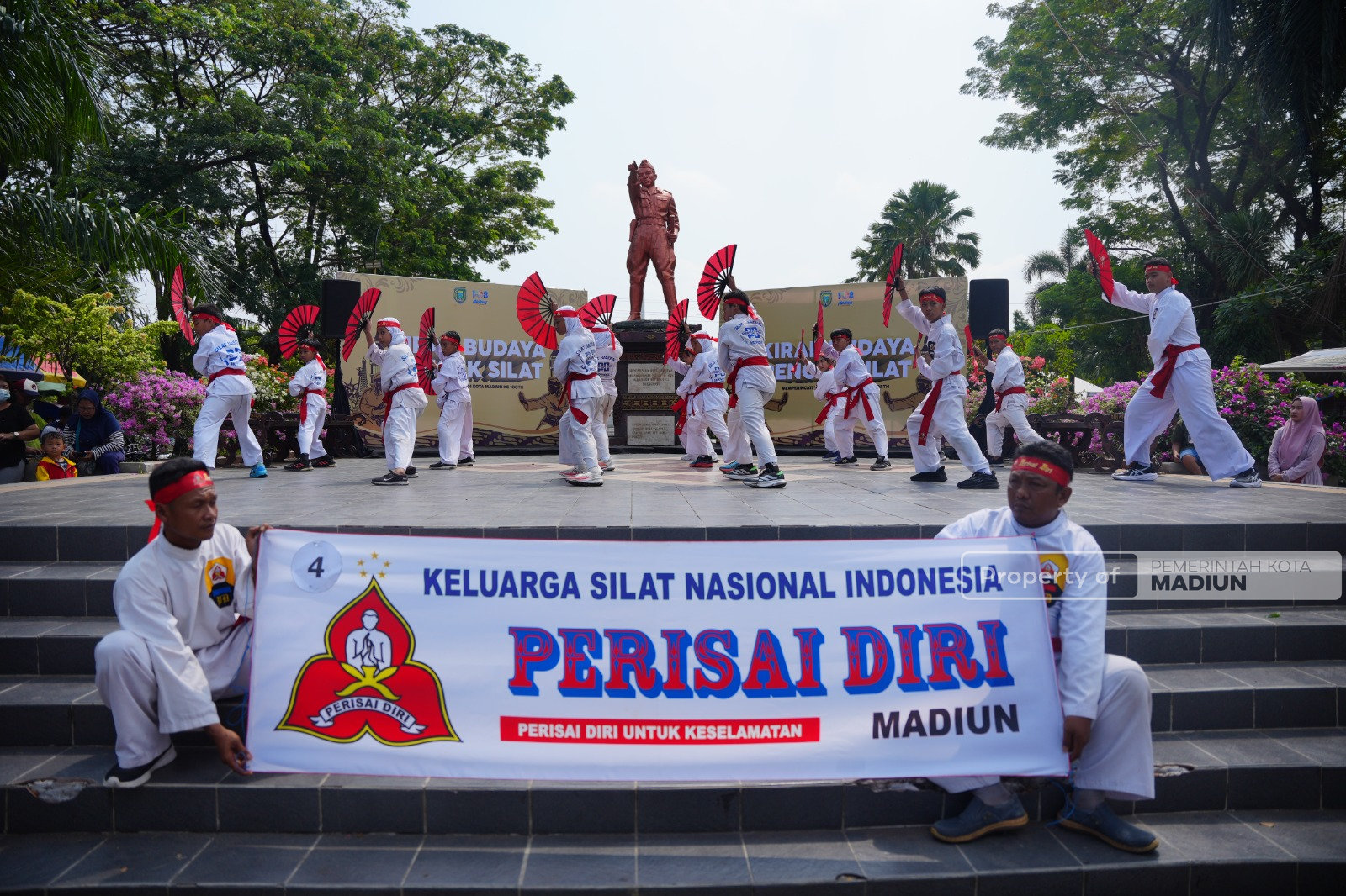 Berlangsung Sukses, Plt Wali Kota Targetkan Kirab Budaya Pencak Silat Tahun Depan Bertaraf Nasional