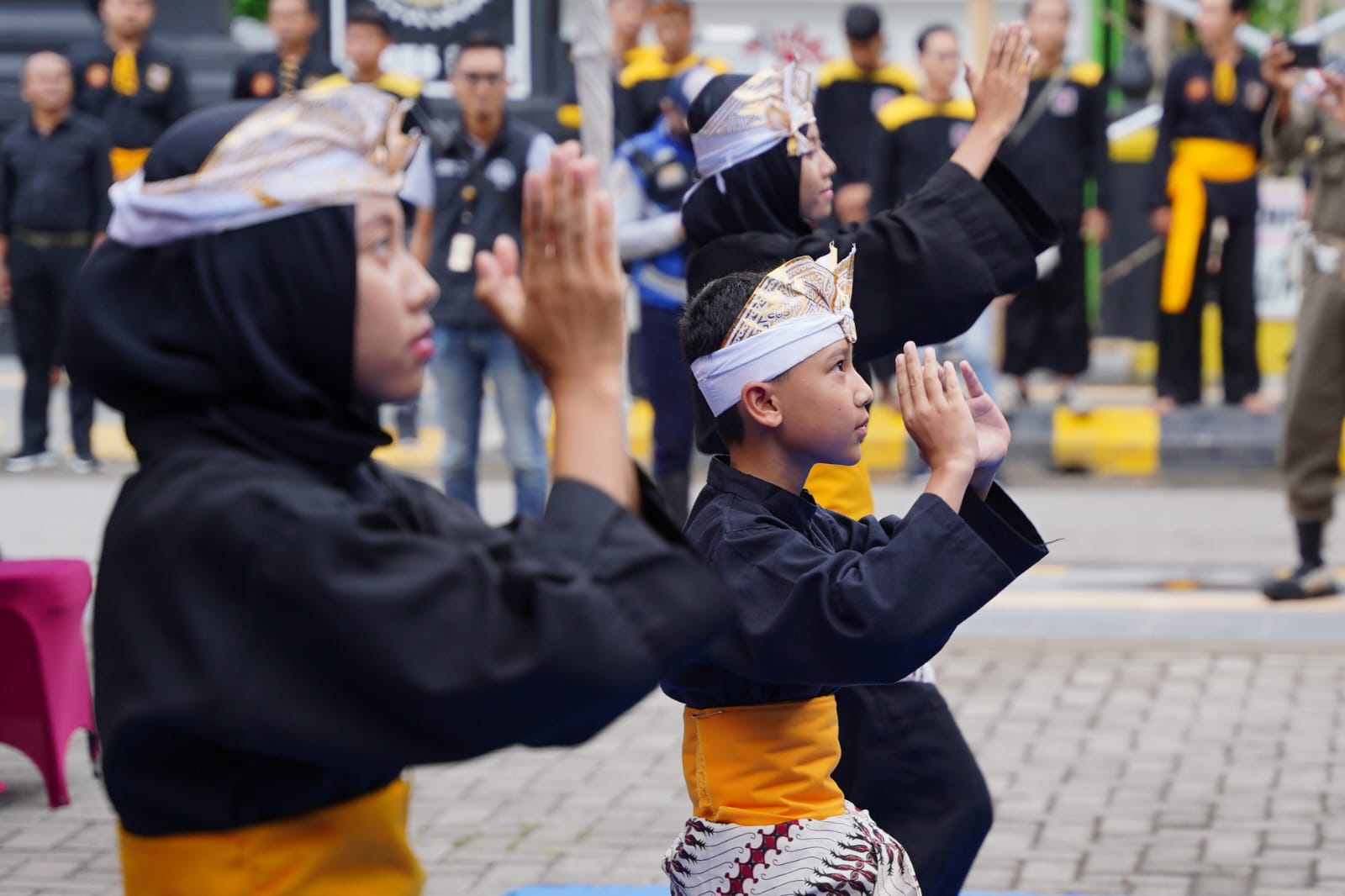 Bertemu Warga Di Tiga Kelurahan, Wali Kota Sampaikan Pembangunan 2023