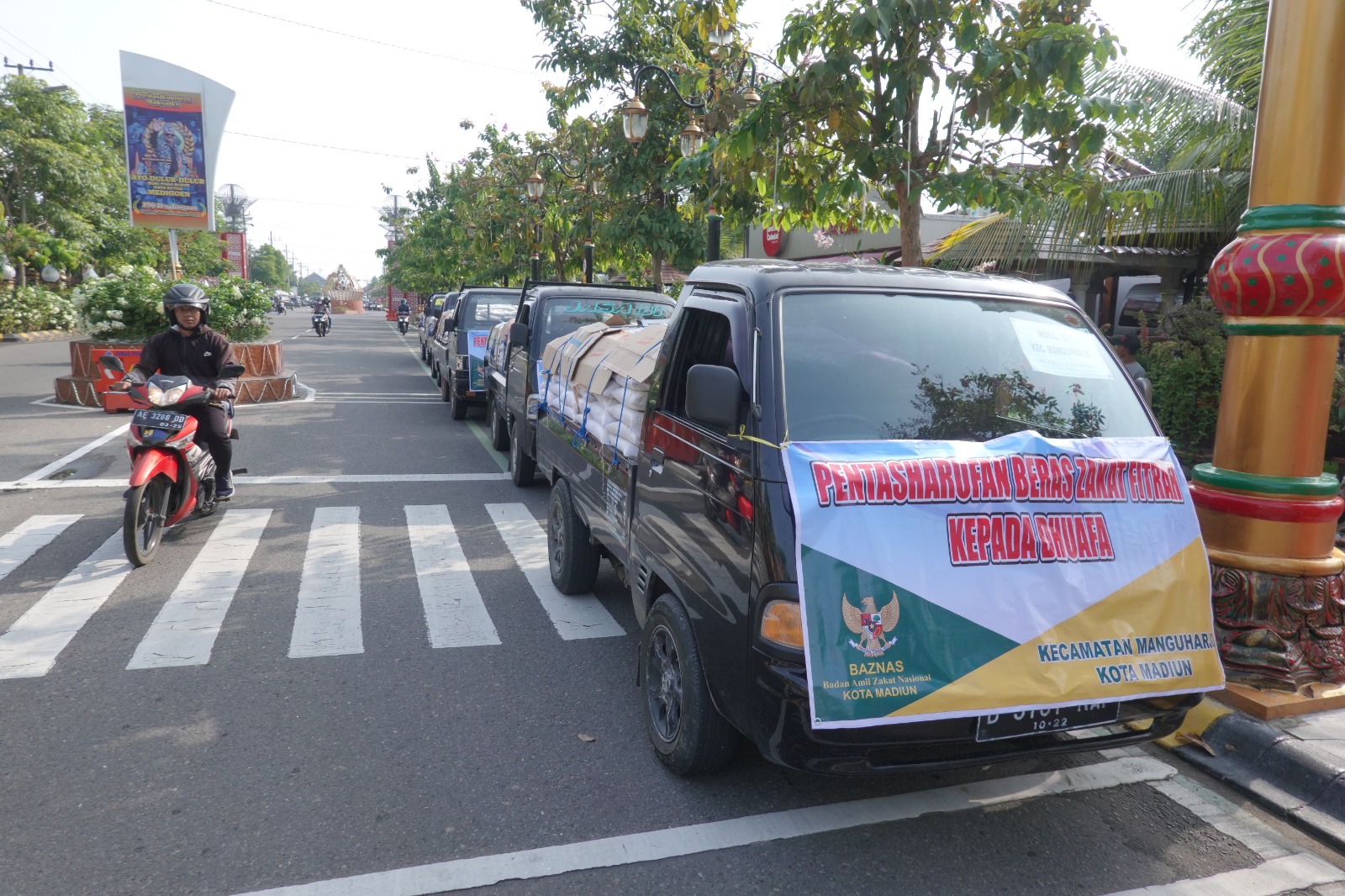 Berangkatkan Pentasharufan Beras Zakat Fitrah Ke 27 Kelurahan, Wali Kota Harap Bawa Berkah Bagi Masyarakat