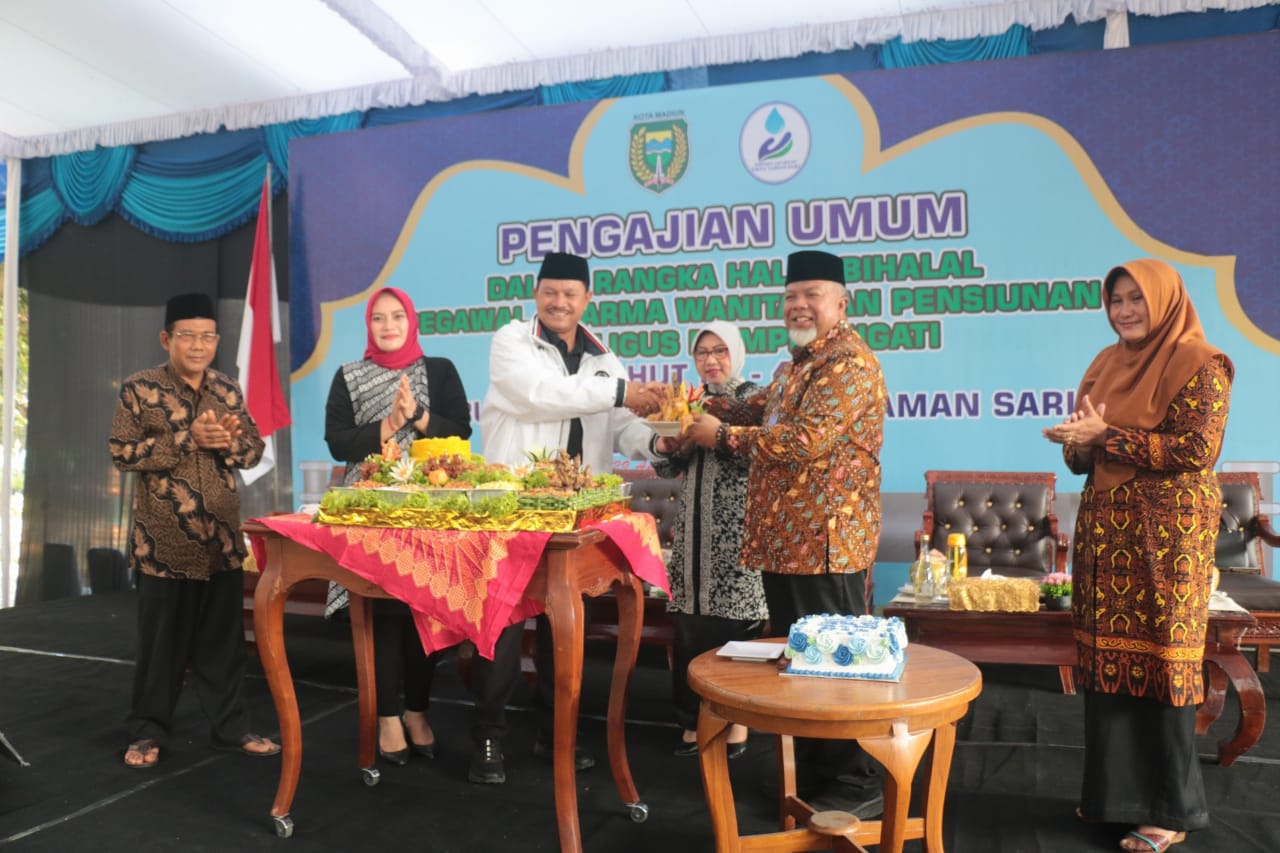 Gelar Halal Bihalal Bersama Keluarga PDAM, Wali Kota Pesan Jaga Kerukunan Untuk Tingkatkan Kinerja