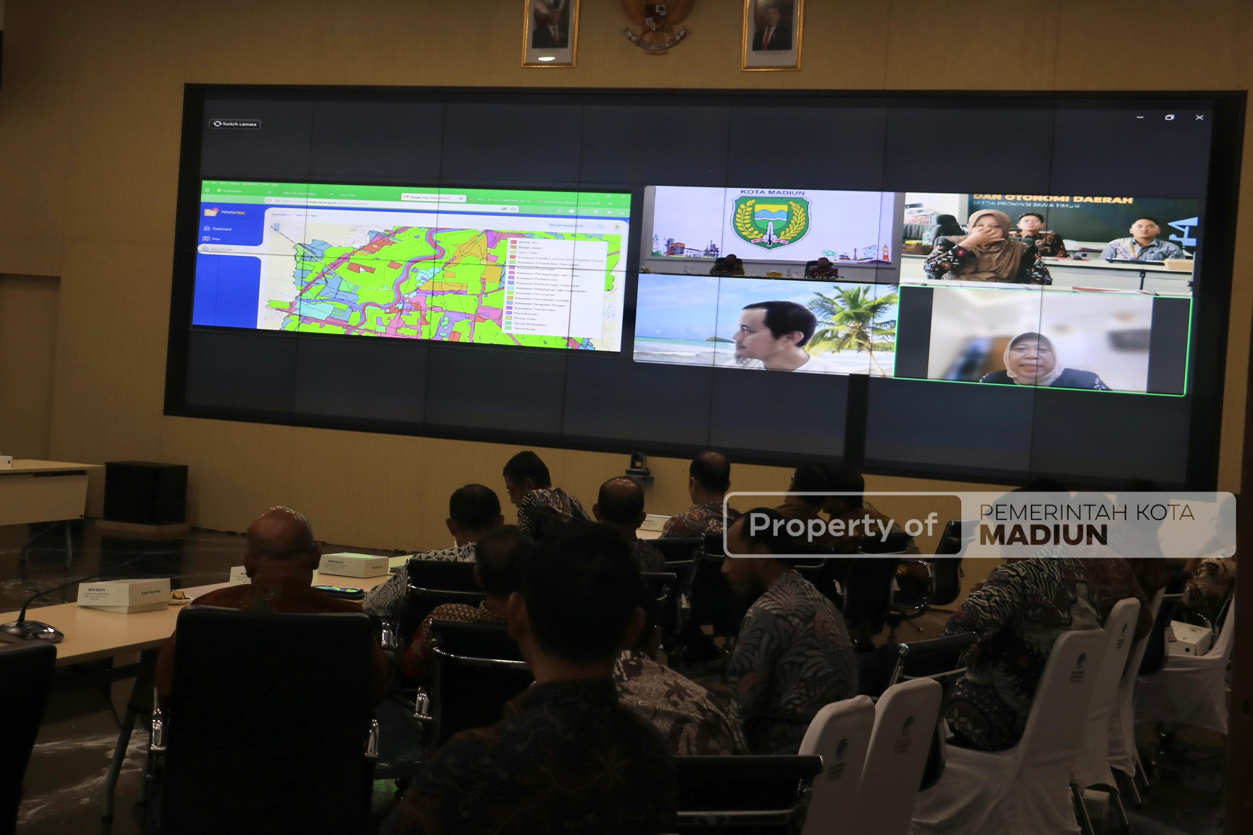 Penilaian Penghargaan Penamaan Rupabumi, Wali Kota Paparkan Inovasi Sirupa Kota Madiun di Hadapan Juri