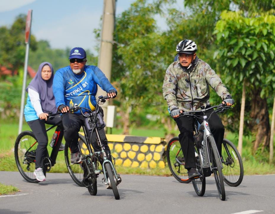 Tinjau Lokasi Usulan Musrenbang di Tiga Kelurahan, Wali Kota Juga Berdialog dengan Masyarakat Bahas Pembangunan