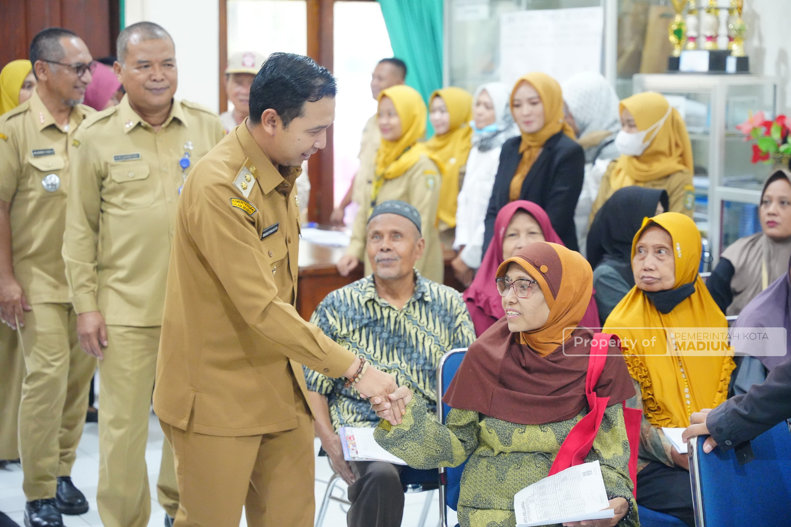 Dongkrak Ekonomi Warga, Pemkot Madiun Salurkan BLTD 2026 Triwulan I Tahap Pertama