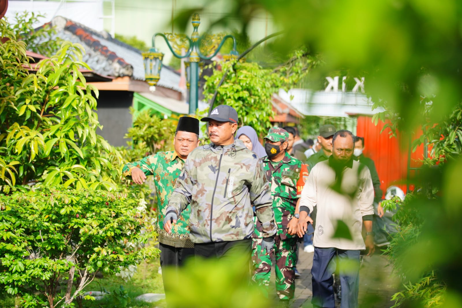 Tinjau Lokasi Usulan Musrenbang di Tiga Kelurahan, Wali Kota Juga Berdialog dengan Masyarakat Bahas Pembangunan