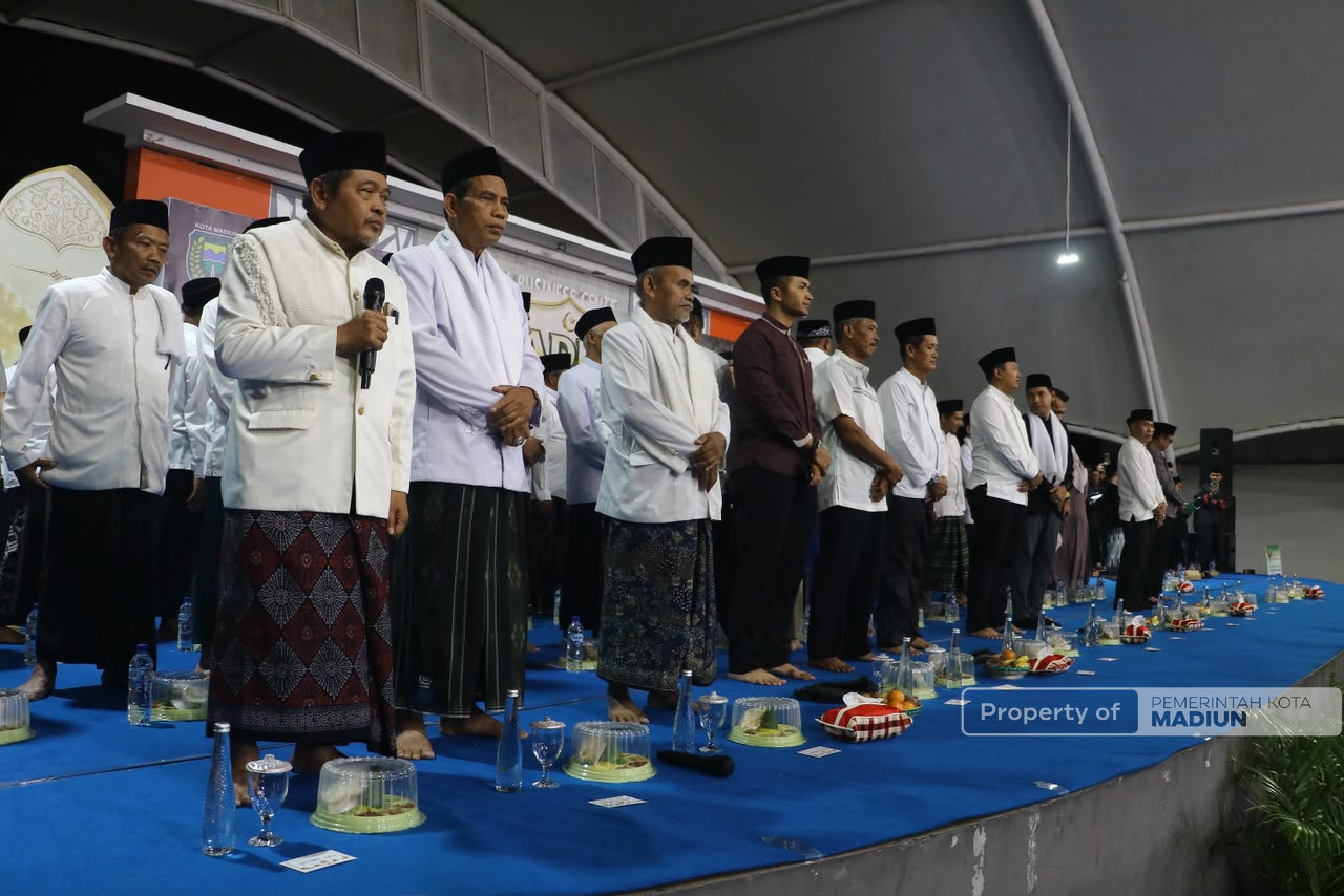 Lewat Madiun Bersholawat dan Kenduri Akbar, Plt Wali Kota Harap Semua Masyarakat Turut Mendoakan Kota Pendekar