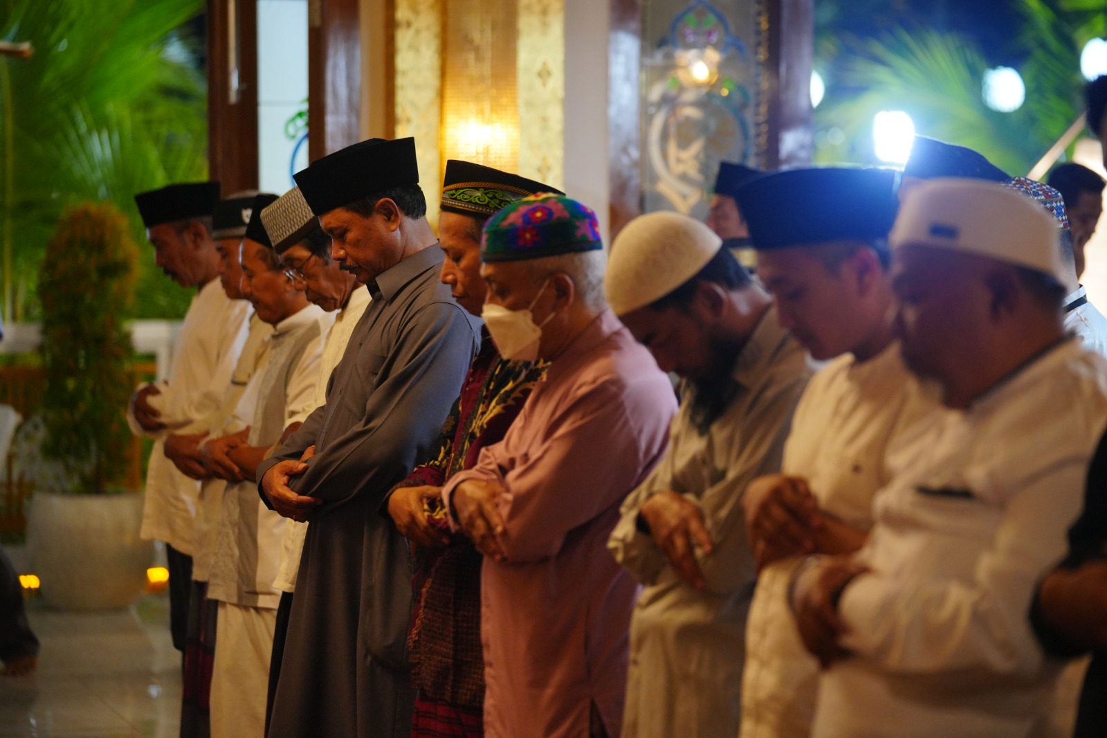 Salat Isya dan Tarawih Safari Ramadan di Pondok Abi Bahrun Madinatul Jannah, Wali Kota Sampaikan Event Sambut Lebaran