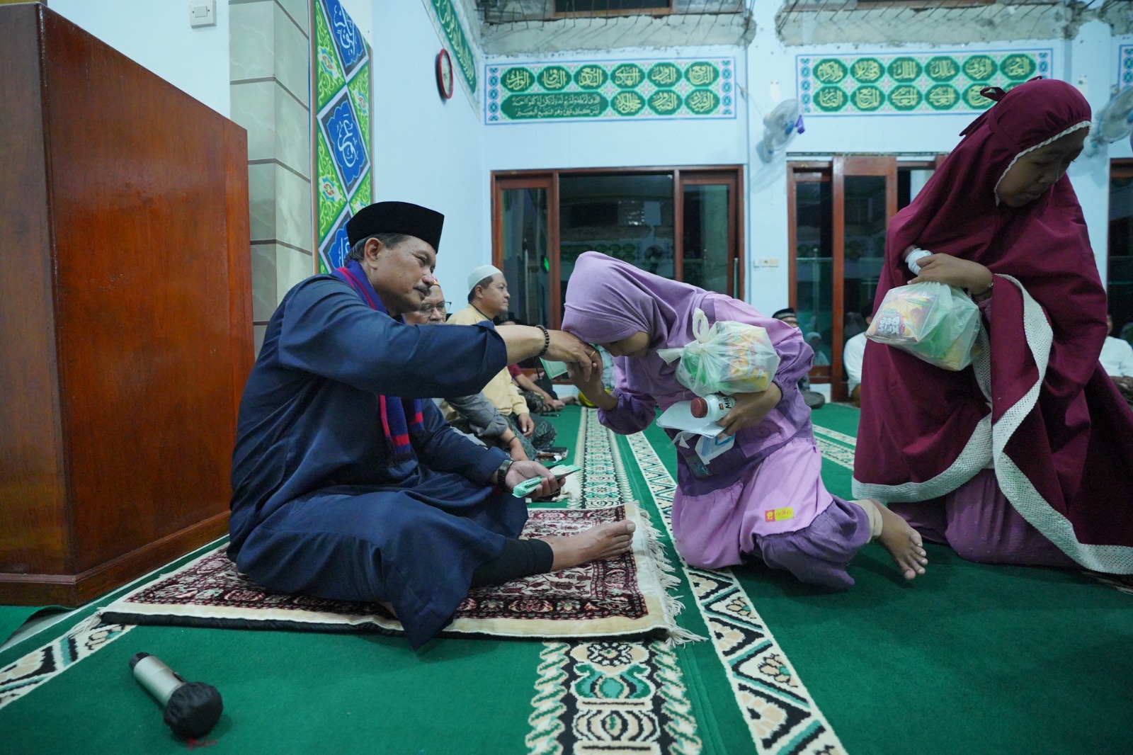 Safari Ramadan Salat Tarawih di Masjid Baitul Jannah, Wali Kota Juga Sampaikan Pembangunan Kepada Jamaah