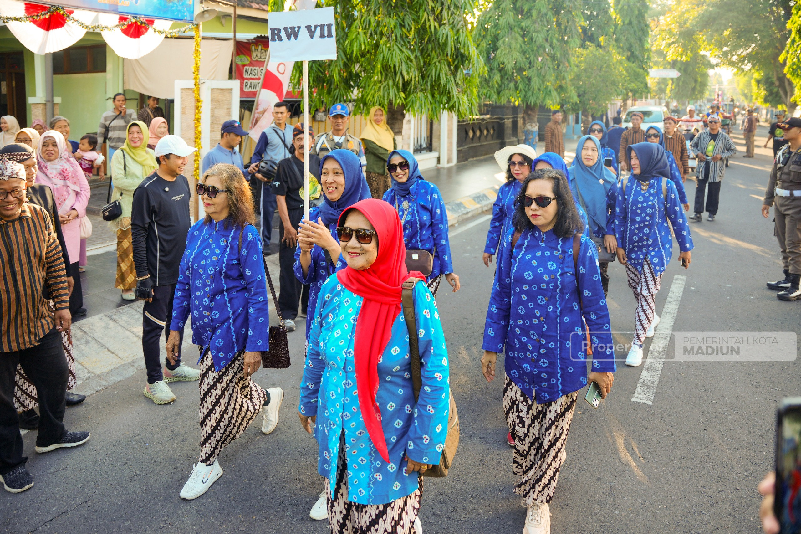 Plt Wali Kota Madiun Tegaskan Komitmen Lestarikan Budaya saat Berangkatkan Kirab Bersih Desa Kartoharjo