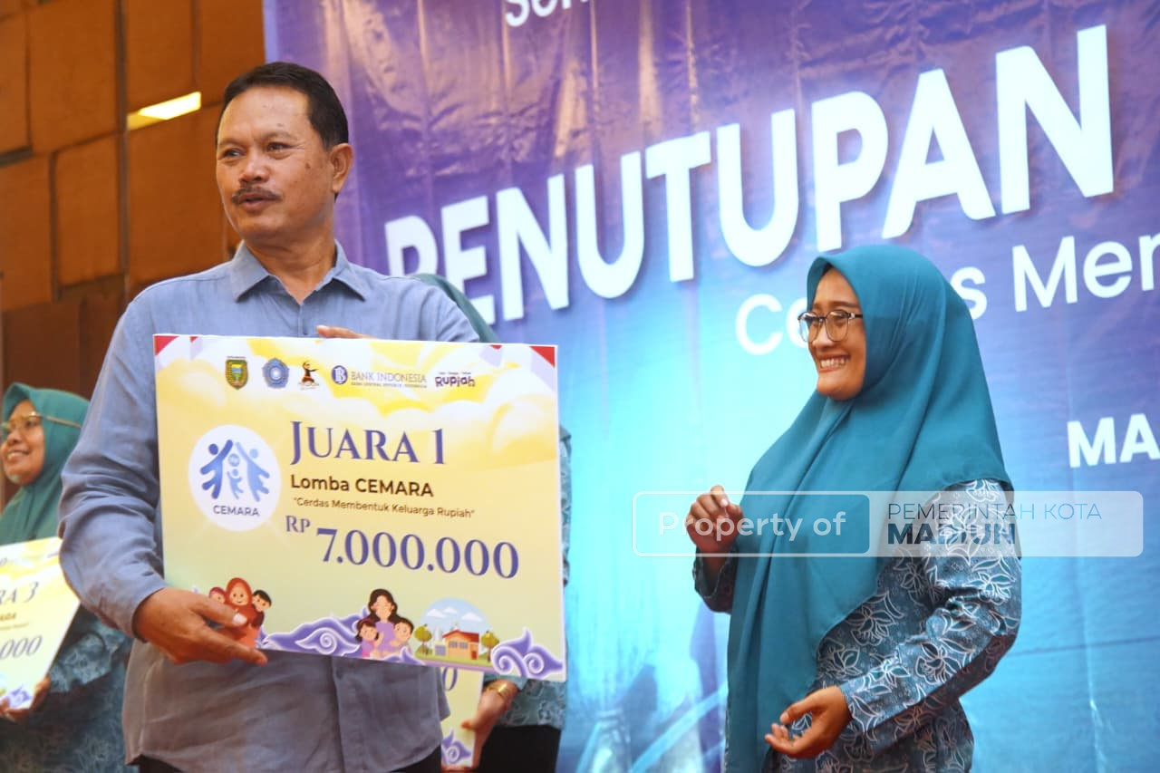 Penutupan Program CEMARA dan Beri Edukasi SEHATI, Wali Kota Tekankan Pentingnya Literasi Keuangan