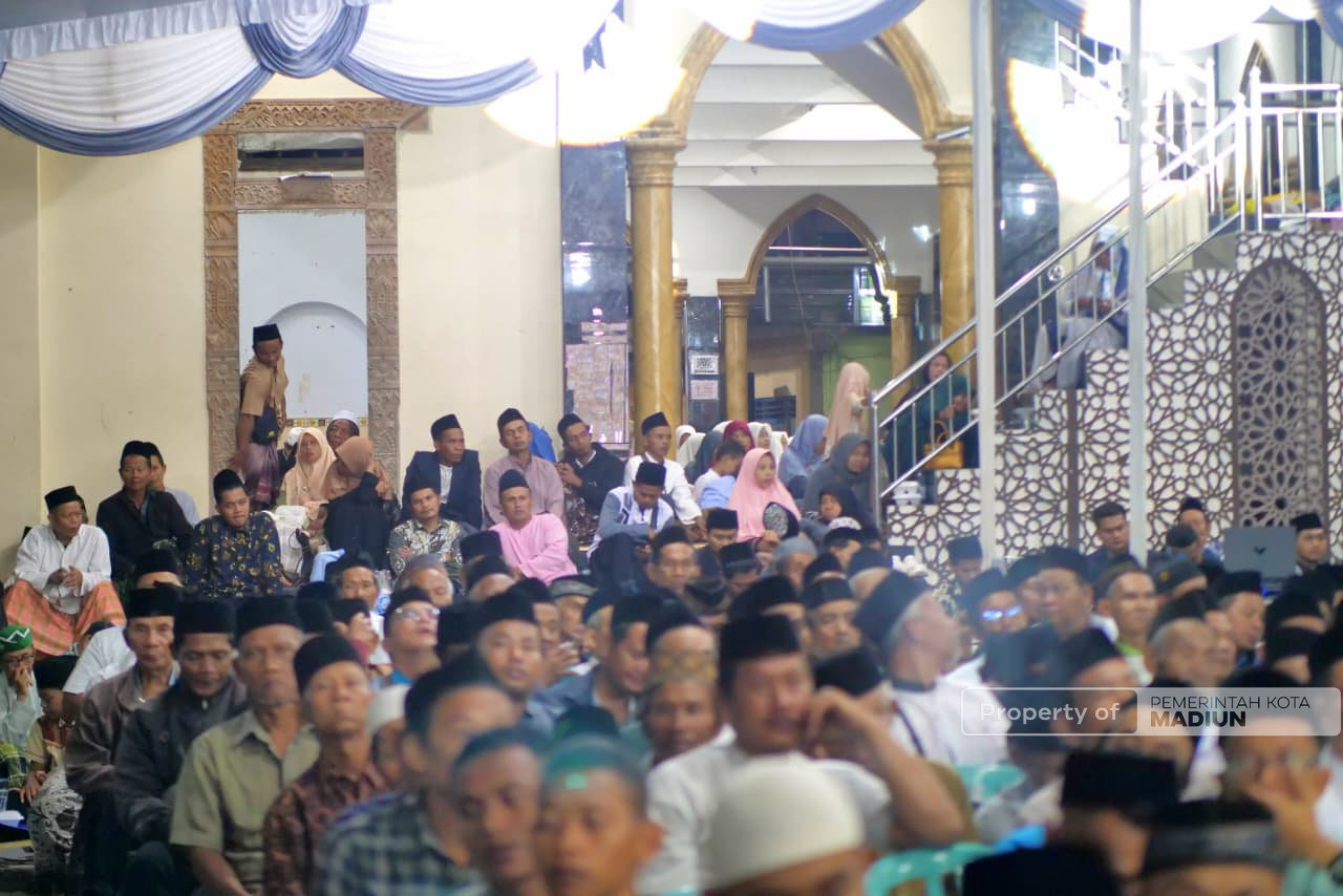 Hadiri Haul ke-47 Al-Mujaddadiyyah, Plt Wali Kota Madiun Perkuat Sinergi Serta Wujudkan Visi Madiun Kota Pintar